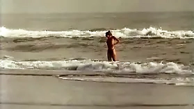 Rosanna Arquette's beachside striptease leads to a revealing finale